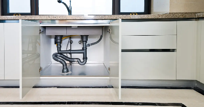 „Na co zwrócić uwagę przed zakupem zlewozmywaka kuchennego? Praktyczny poradnik dla każdego”